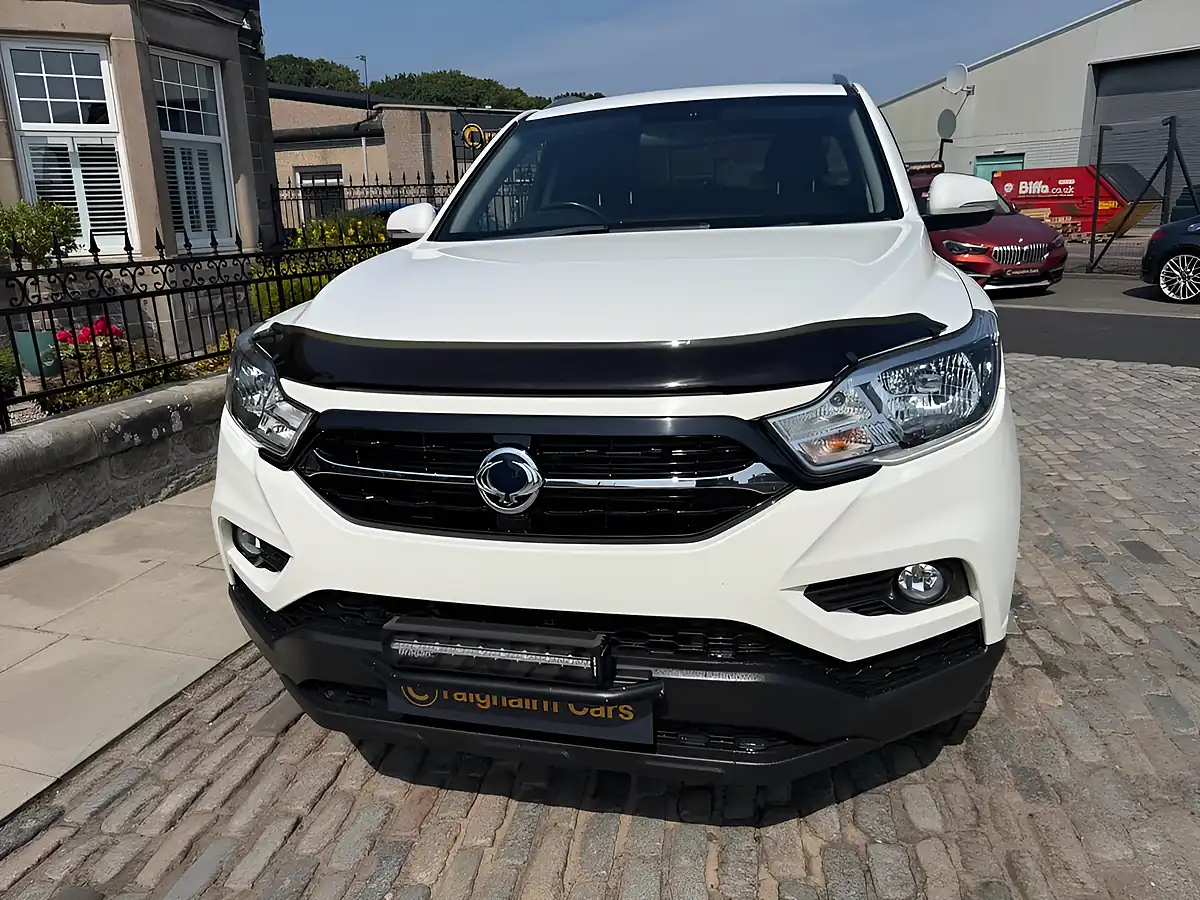 Used 2019 Ssangyong Musso Rebel Grand White - Interior and Exterior details 8