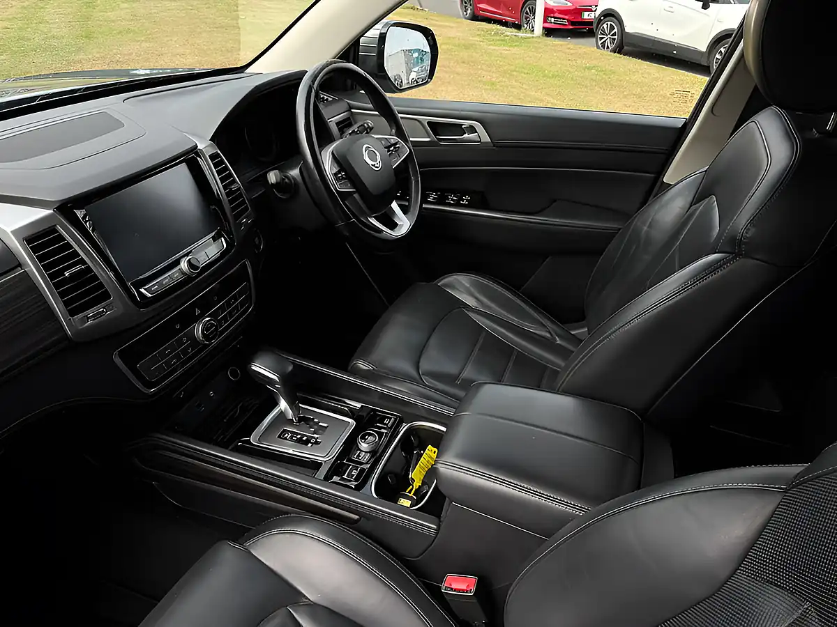Used 2019 Ssangyong Rexton Elx Grey - Interior and Exterior details 13