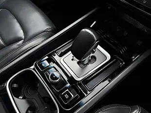 Used 2019 Ssangyong Rexton Elx Grey - Interior and Exterior details 14