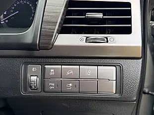 Used 2019 Ssangyong Rexton Elx Grey - Interior and Exterior details 19