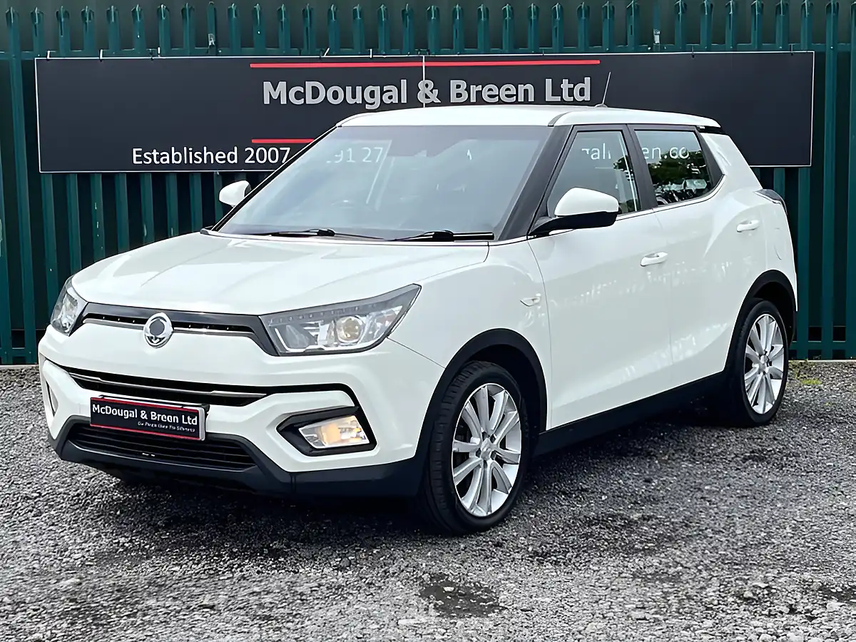 Used 2019 Ssangyong Tivoli Elx White - Front View