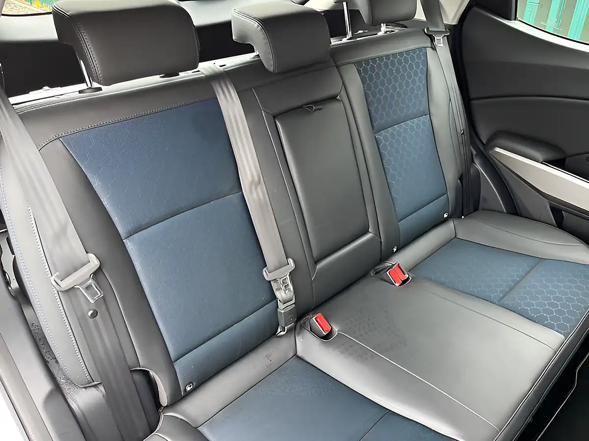 Used 2019 Ssangyong Tivoli Elx White - Interior and Exterior details 17