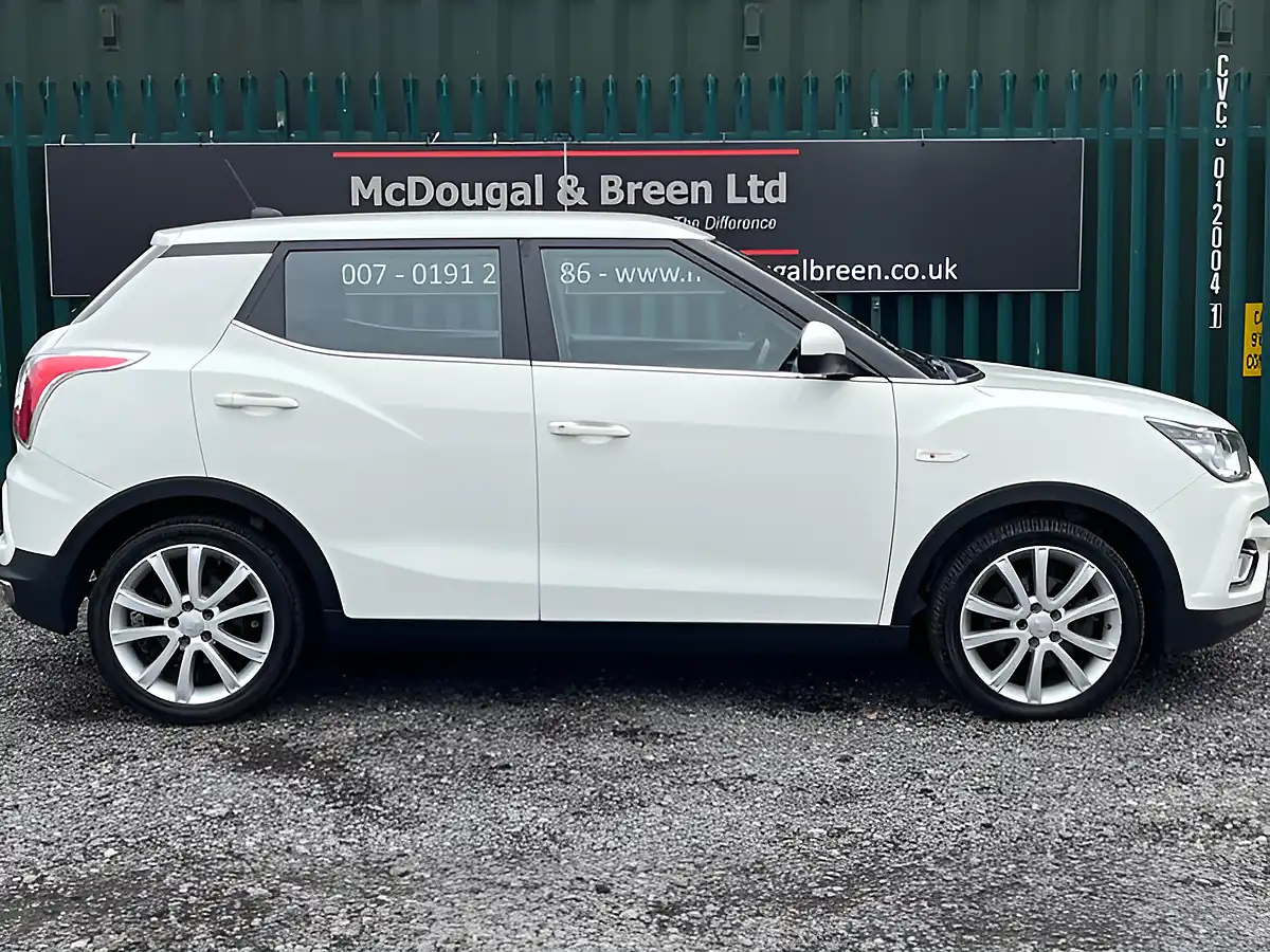 Used 2019 Ssangyong Tivoli Elx White - Interior and Exterior details 6