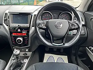 Used 2019 Ssangyong Tivoli Elx White - Interior and Exterior details 18