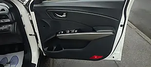 Used 2019 Ssangyong Tivoli Elx White - Interior and Exterior details 10