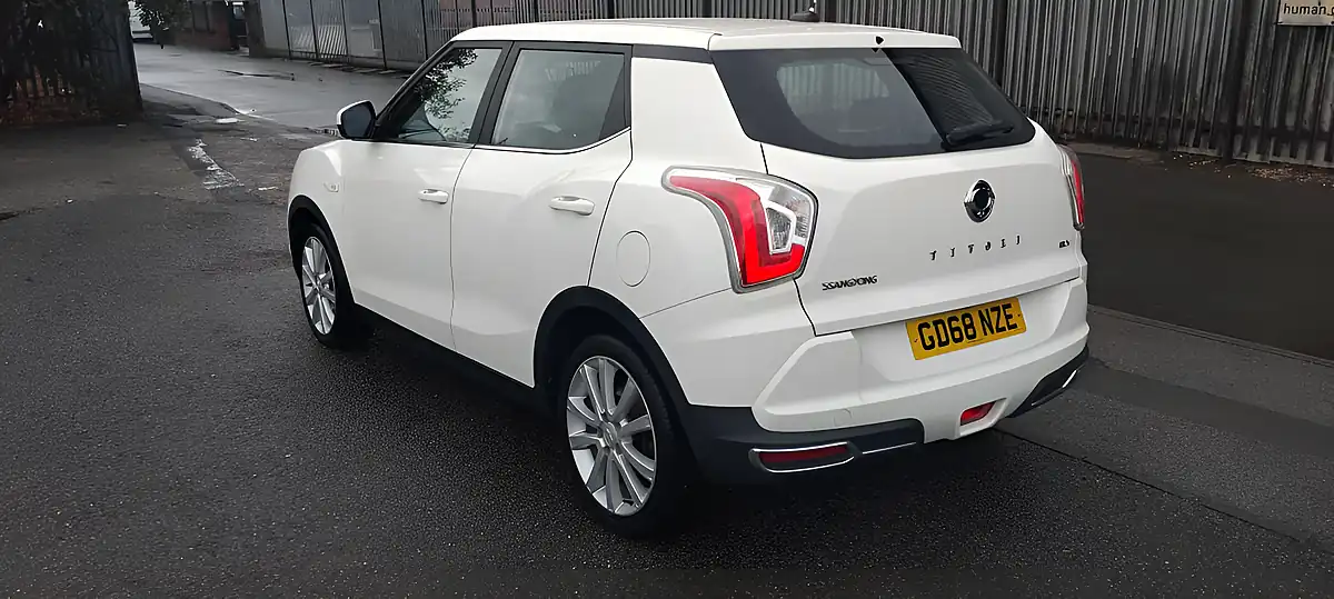 Used 2019 Ssangyong Tivoli Elx White - Interior and Exterior details 5