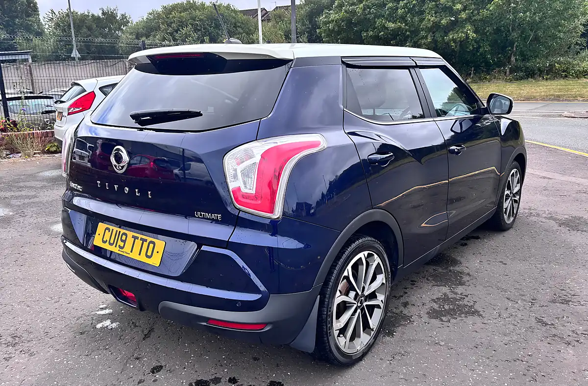 Used 2019 Ssangyong Tivoli Ultimate Blue - Interior and Exterior details 4