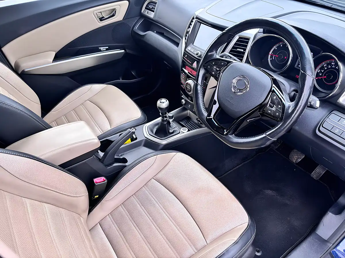 Used 2019 Ssangyong Tivoli Ultimate Blue - Interior and Exterior details 8