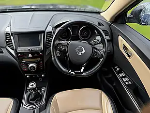Used 2019 Ssangyong Tivoli Xlv Ultimate Blue - Interior and Exterior details 12