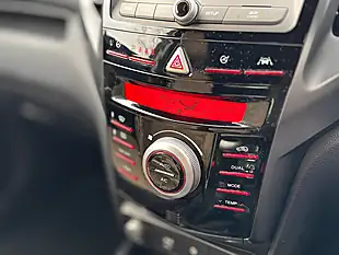 Used 2019 Ssangyong Tivoli Xlv Ultimate Blue - Interior and Exterior details 18
