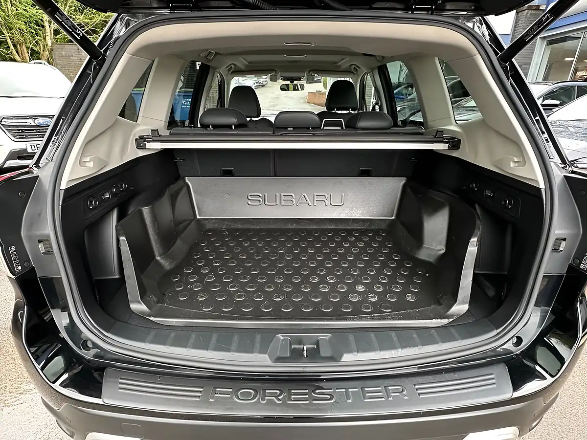 Used 2019 Subaru Forester Xe Premium Black - Interior and Exterior details 13