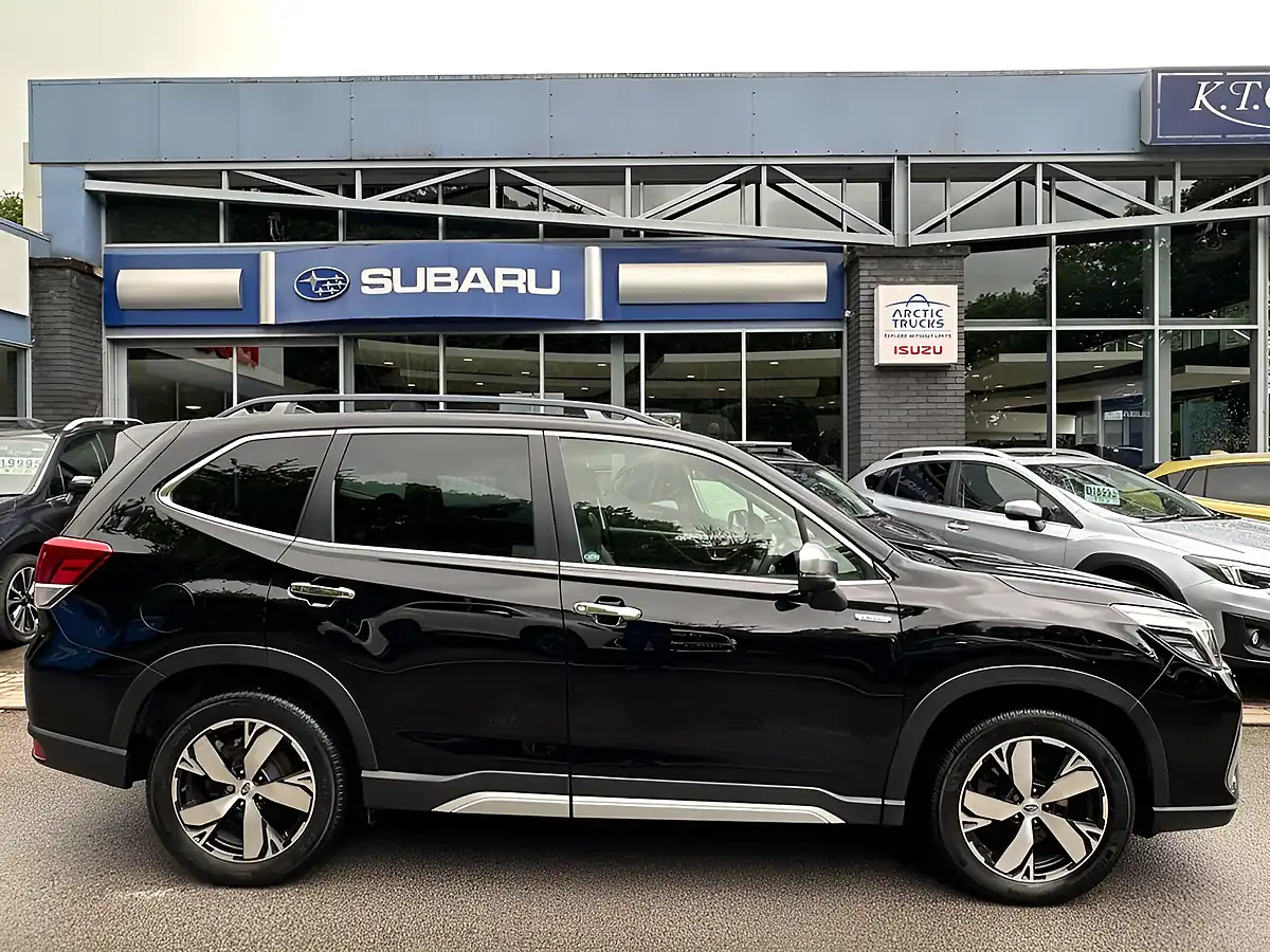 Used 2019 Subaru Forester Xe Premium Black - Interior and Exterior details 5