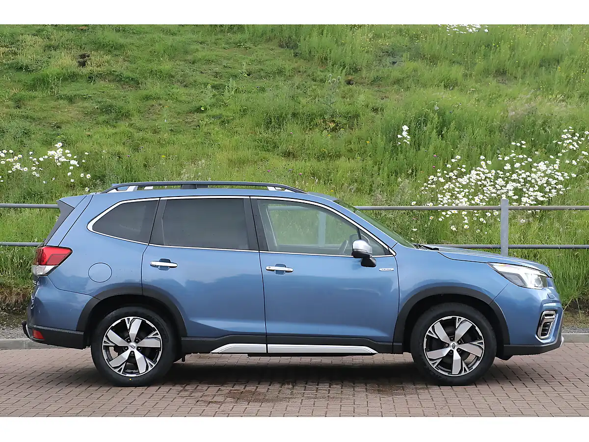 Used 2019 Subaru Forester Xe Premium Blue - Interior and Exterior details 19