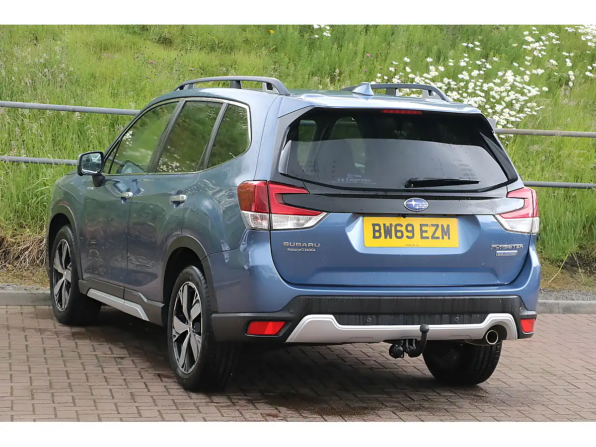 Used 2019 Subaru Forester Xe Premium Blue - Interior and Exterior details 3