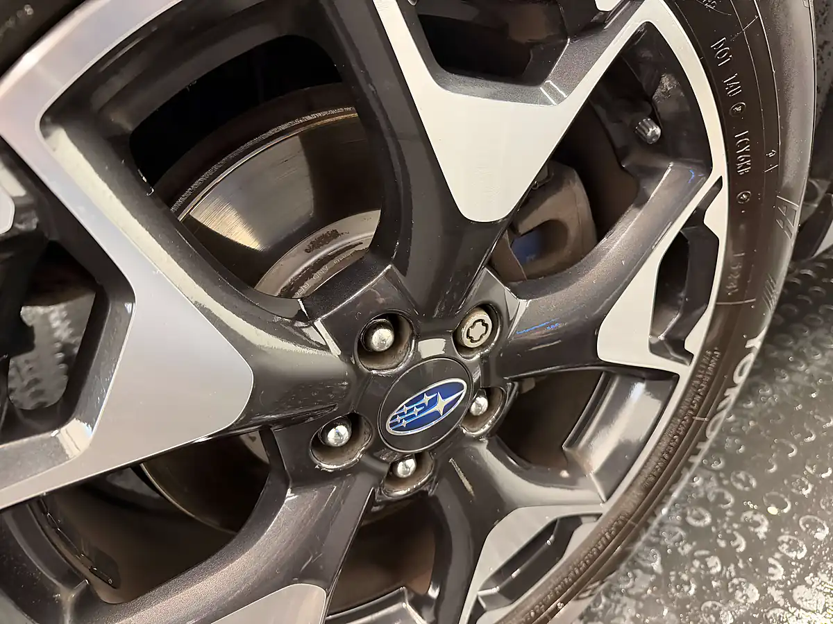 Used 2019 Subaru Xv I Se Premium Grey - Interior and Exterior details 7