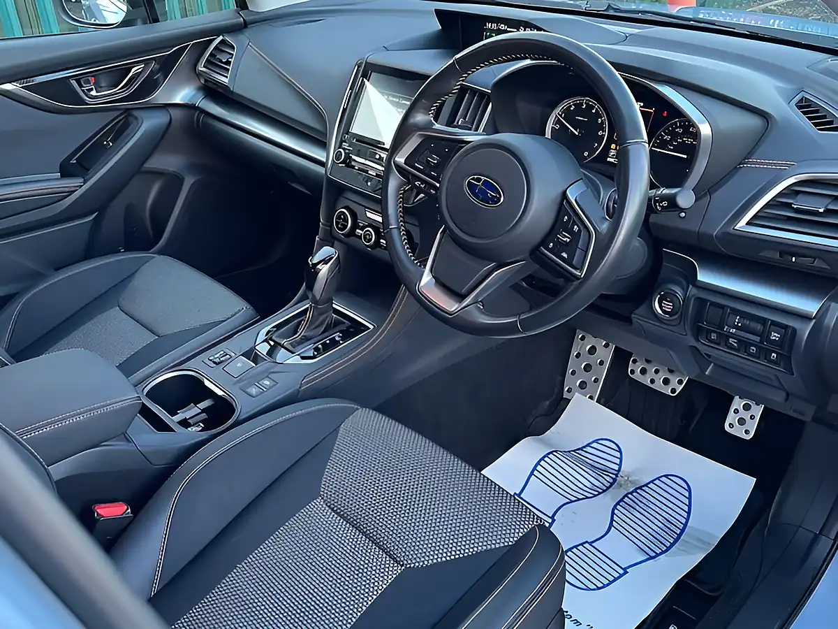 Used 2019 Subaru Xv Se Grey - Interior and Exterior details 10