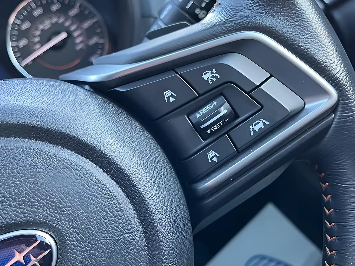 Used 2019 Subaru Xv Se Grey - Interior and Exterior details 17