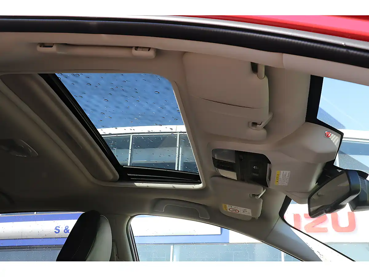 Used 2019 Subaru Xv Se Premium Red - Interior and Exterior details 11