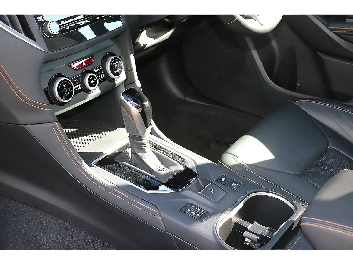Used 2019 Subaru Xv Se Premium Red - Interior and Exterior details 20