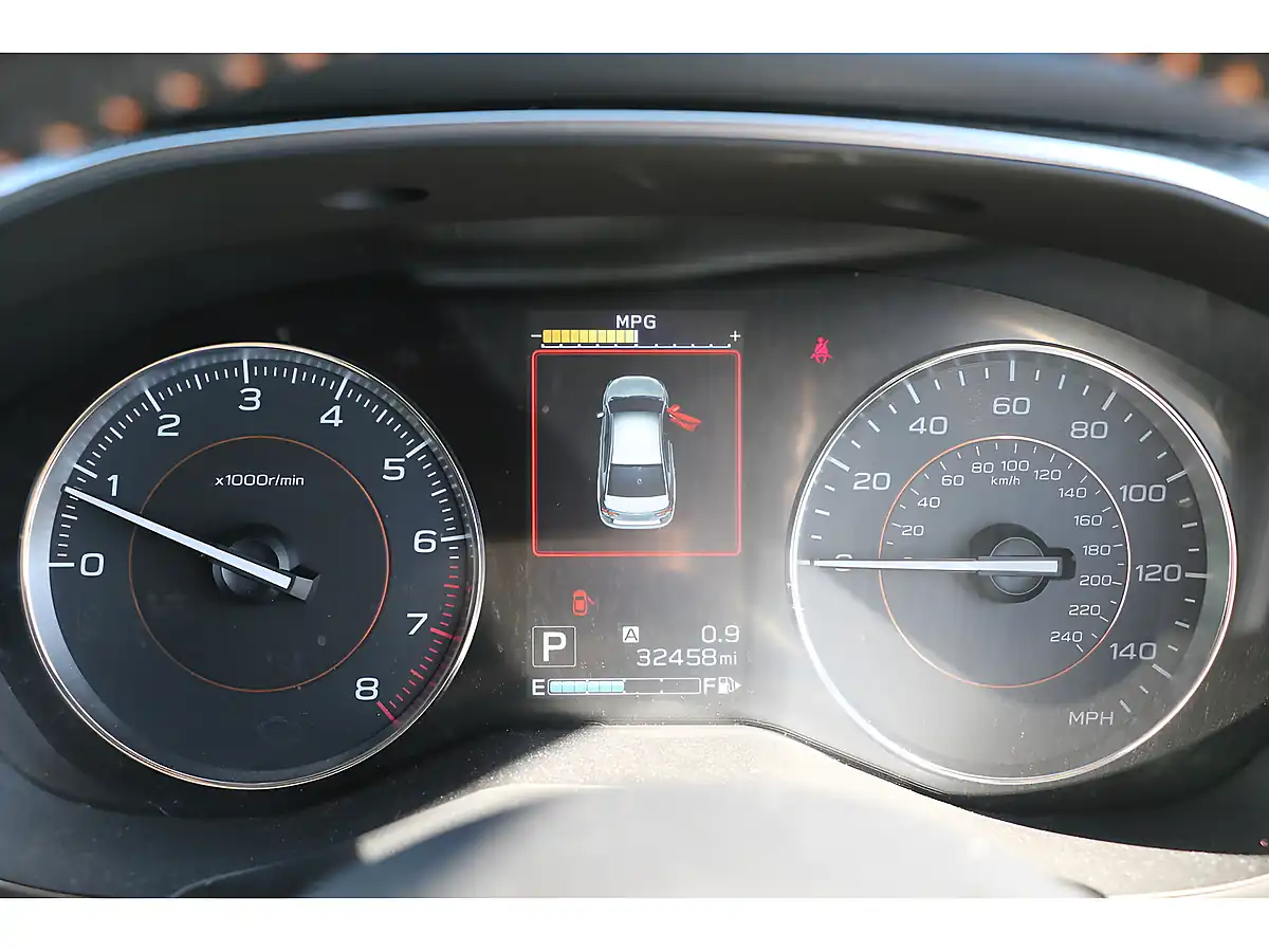 Used 2019 Subaru Xv Se Premium Red - Interior and Exterior details 8