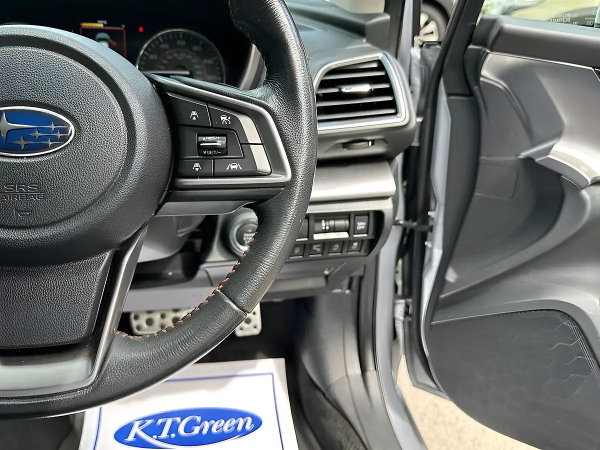 Used 2019 Subaru Xv Se Premium Silver - Interior and Exterior details 16
