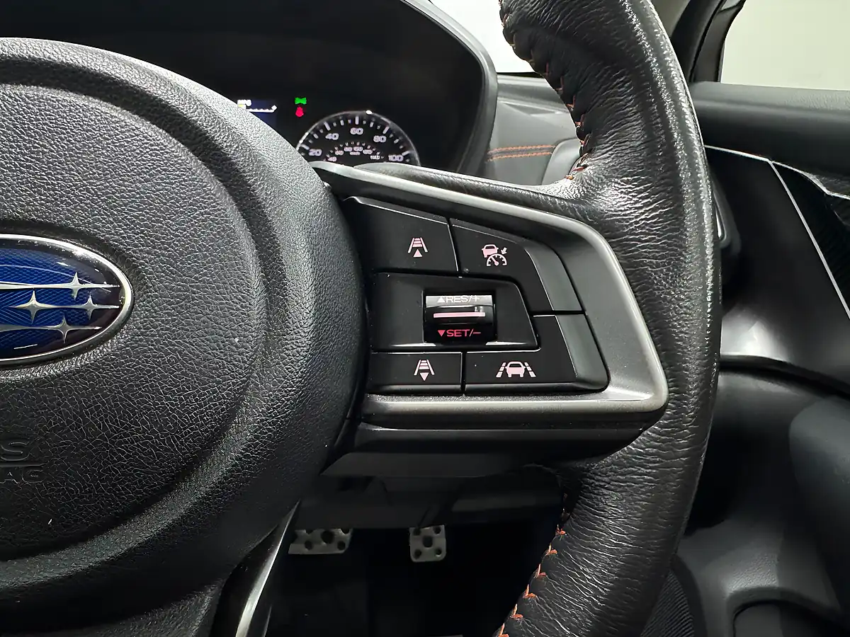 Used 2019 Subaru Xv Se Premium Silver - Interior and Exterior details 14