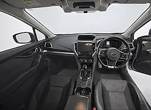 Used 2019 Subaru Xv Se Silver - Interior and Exterior details 7
