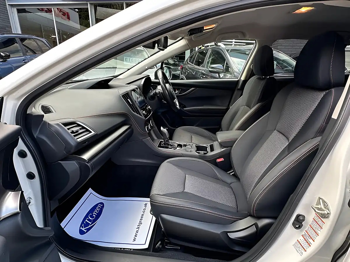 Used 2019 Subaru Xv Se White - Interior and Exterior details 10