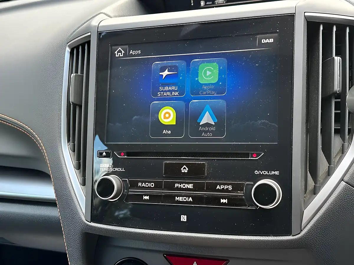 Used 2019 Subaru Xv Se White - Interior and Exterior details 14