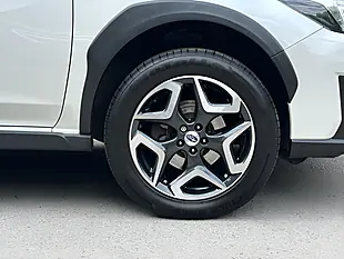 Used 2019 Subaru Xv Se White - Interior and Exterior details 15