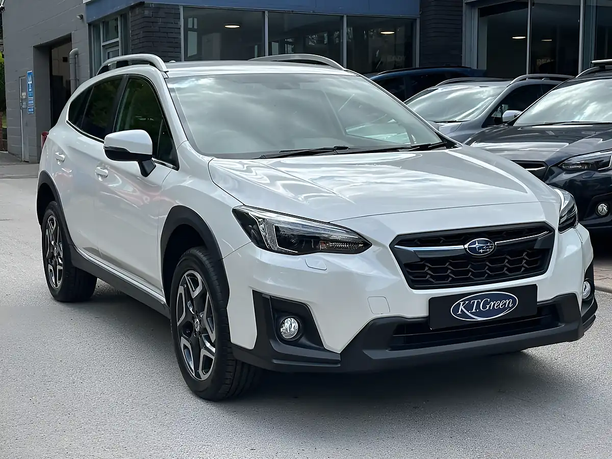 Used 2019 Subaru Xv Se White - Interior and Exterior details 16