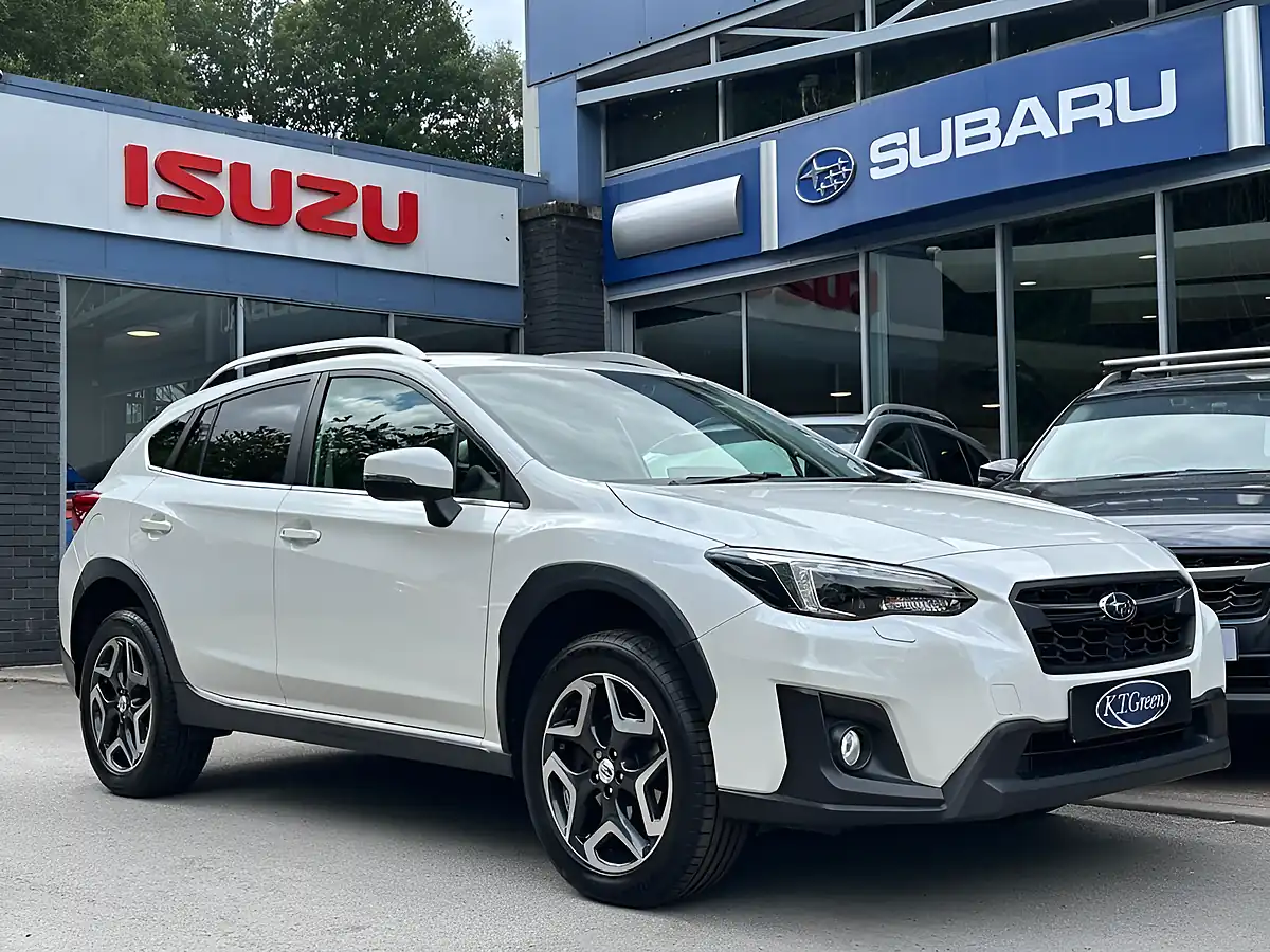 Used 2019 Subaru Xv Se White - Interior and Exterior details 6