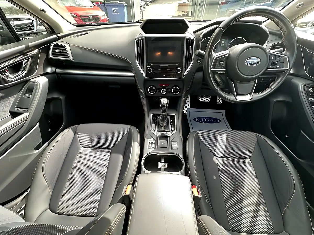 Used 2019 Subaru Xv Se White - Interior and Exterior details 9