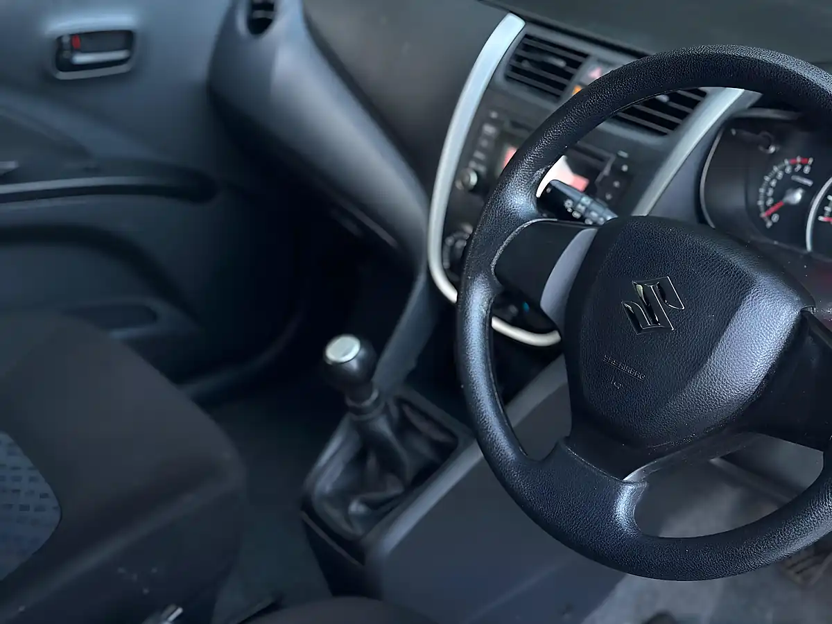 Used 2019 Suzuki Celerio SZ2 White - Interior and Exterior details 14