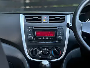 Used 2019 Suzuki Celerio SZ2 White - Interior and Exterior details 15
