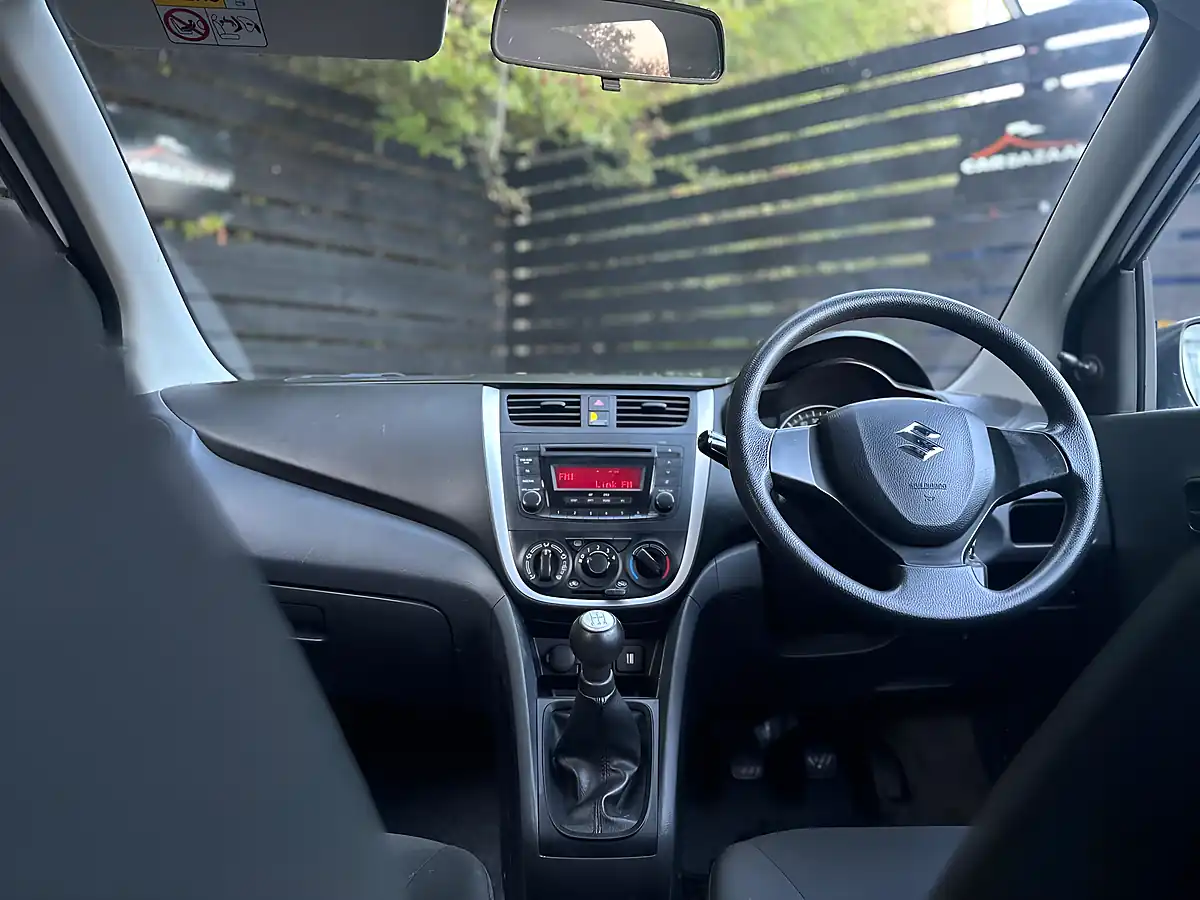 Used 2019 Suzuki Celerio SZ2 White - Interior and Exterior details 7