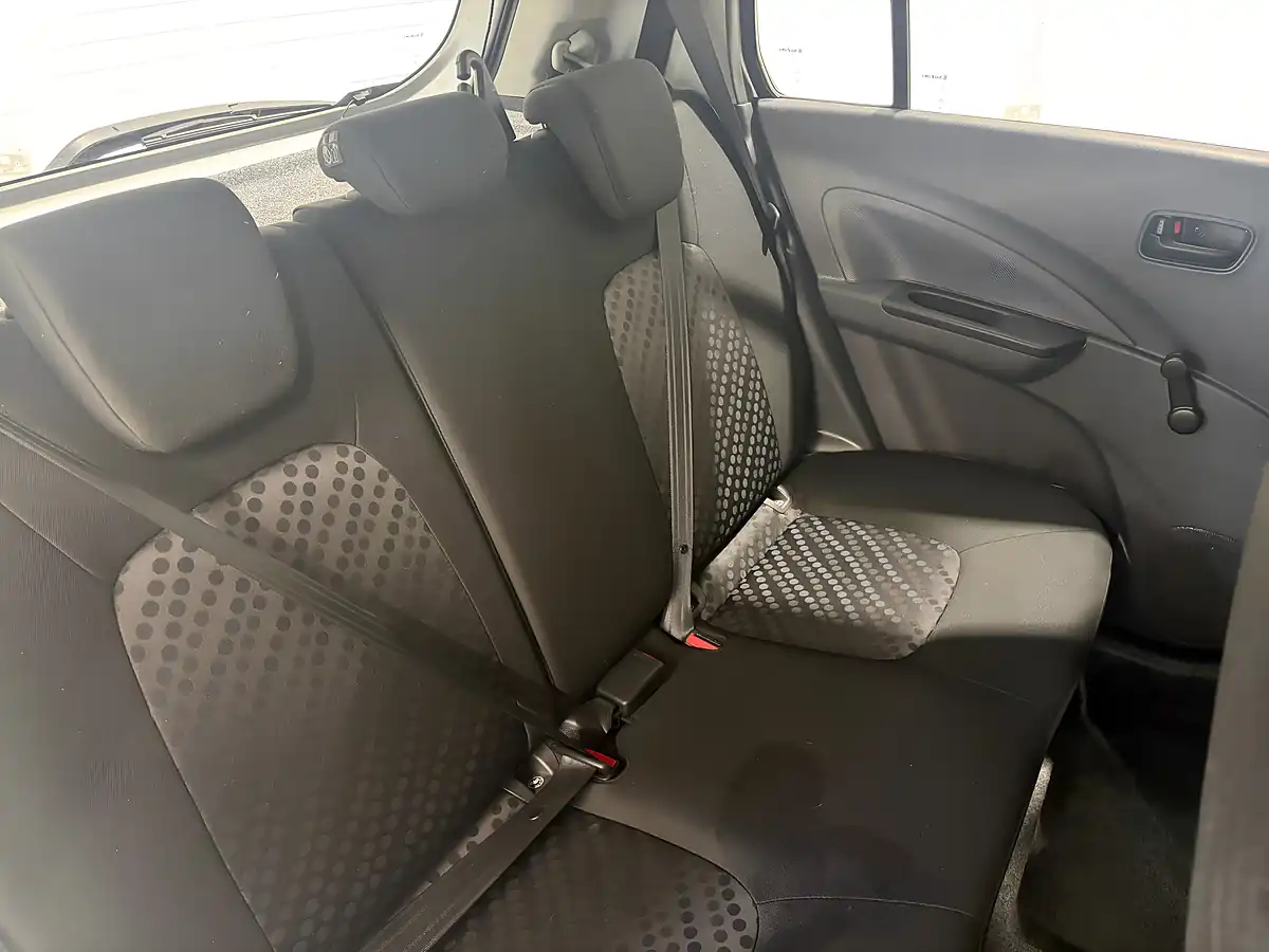 Used 2019 Suzuki Celerio SZ3 Silver - Interior and Exterior details 17
