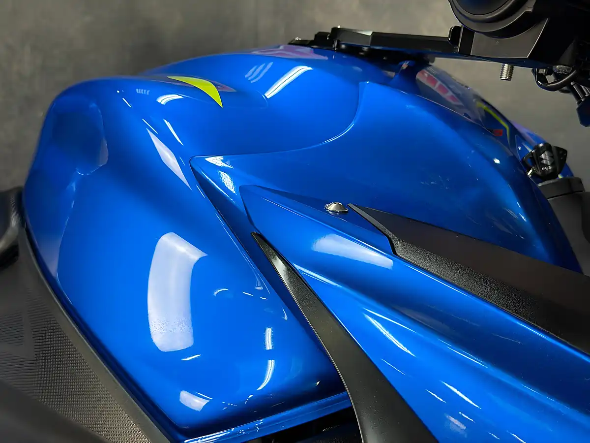 Used 2019 Suzuki GSX-S1000F F Blue - Interior and Exterior details 15