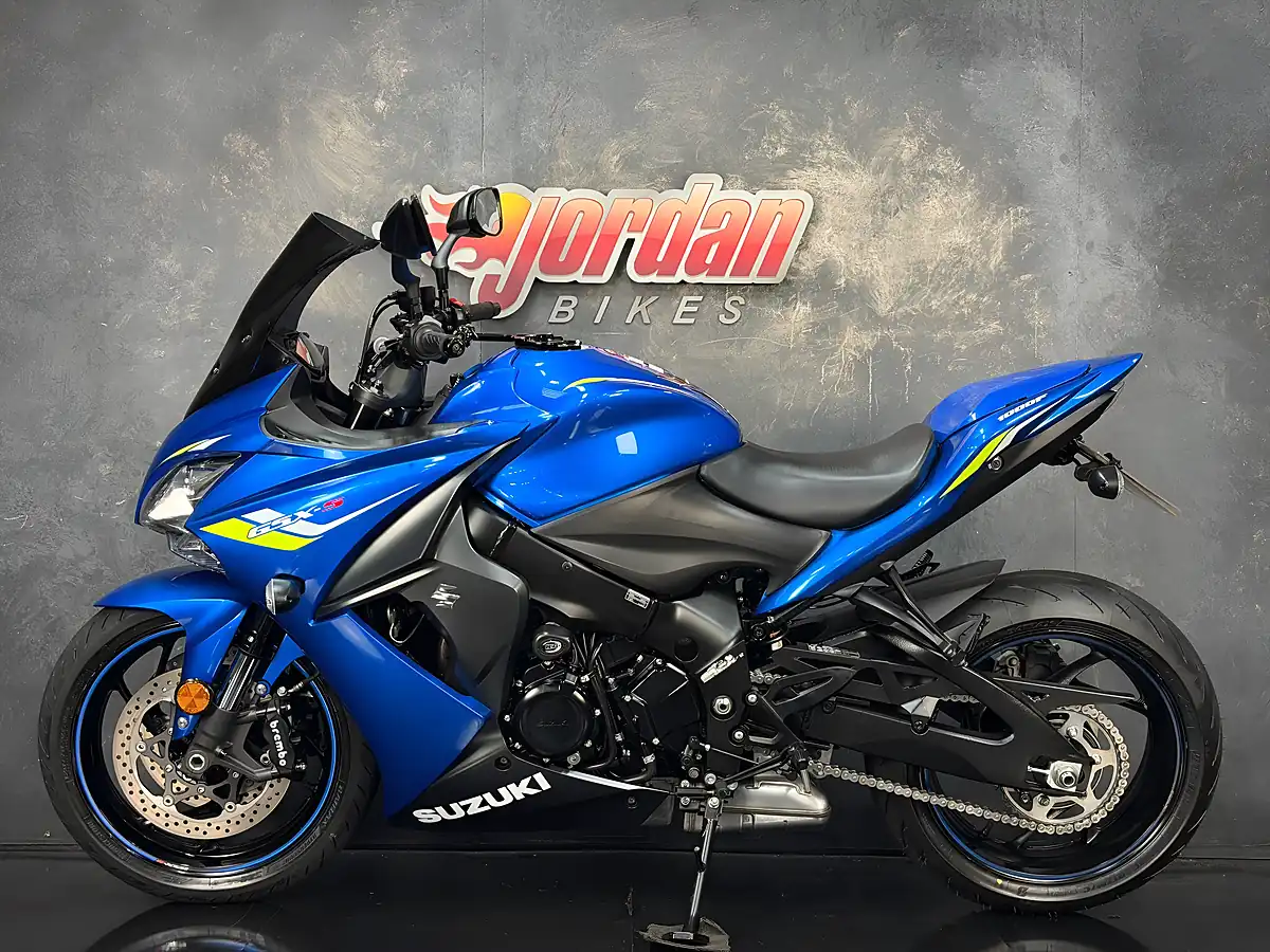 Used 2019 Suzuki GSX-S1000F F Blue - Interior and Exterior details 2