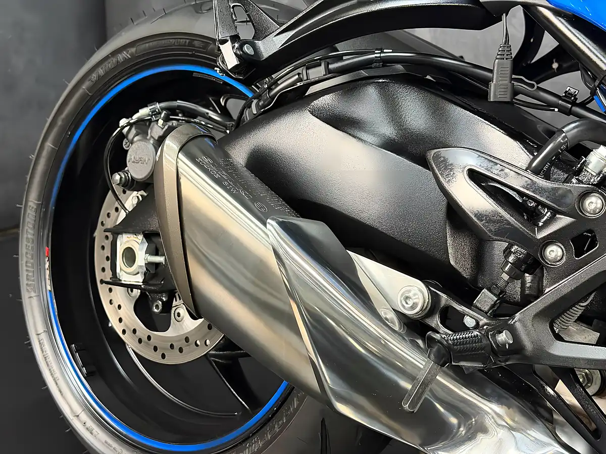 Used 2019 Suzuki GSX-S1000F F Blue - Interior and Exterior details 20