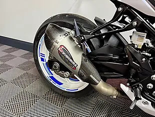 Used 2019 Suzuki GSX-S750 Naked White - Interior and Exterior details 19