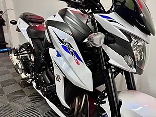 Used 2019 Suzuki GSX-S750 Naked White - Interior and Exterior details 20