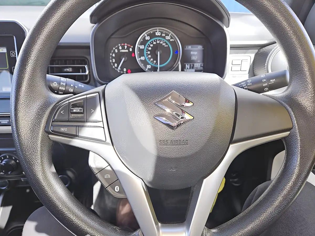 Used 2019 Suzuki Ignis Sz-T Red - Interior and Exterior details 15