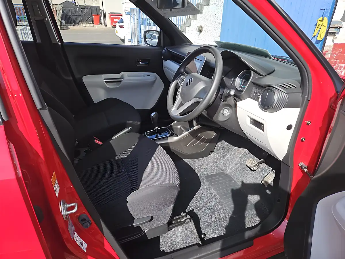 Used 2019 Suzuki Ignis Sz-T Red - Interior and Exterior details 18