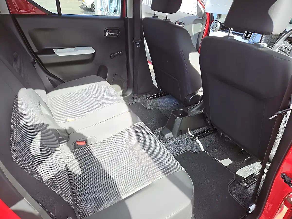 Used 2019 Suzuki Ignis Sz-T Red - Interior and Exterior details 19