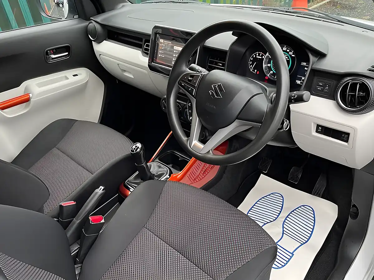 Used 2019 Suzuki Ignis Sz-T White - Interior and Exterior details 10