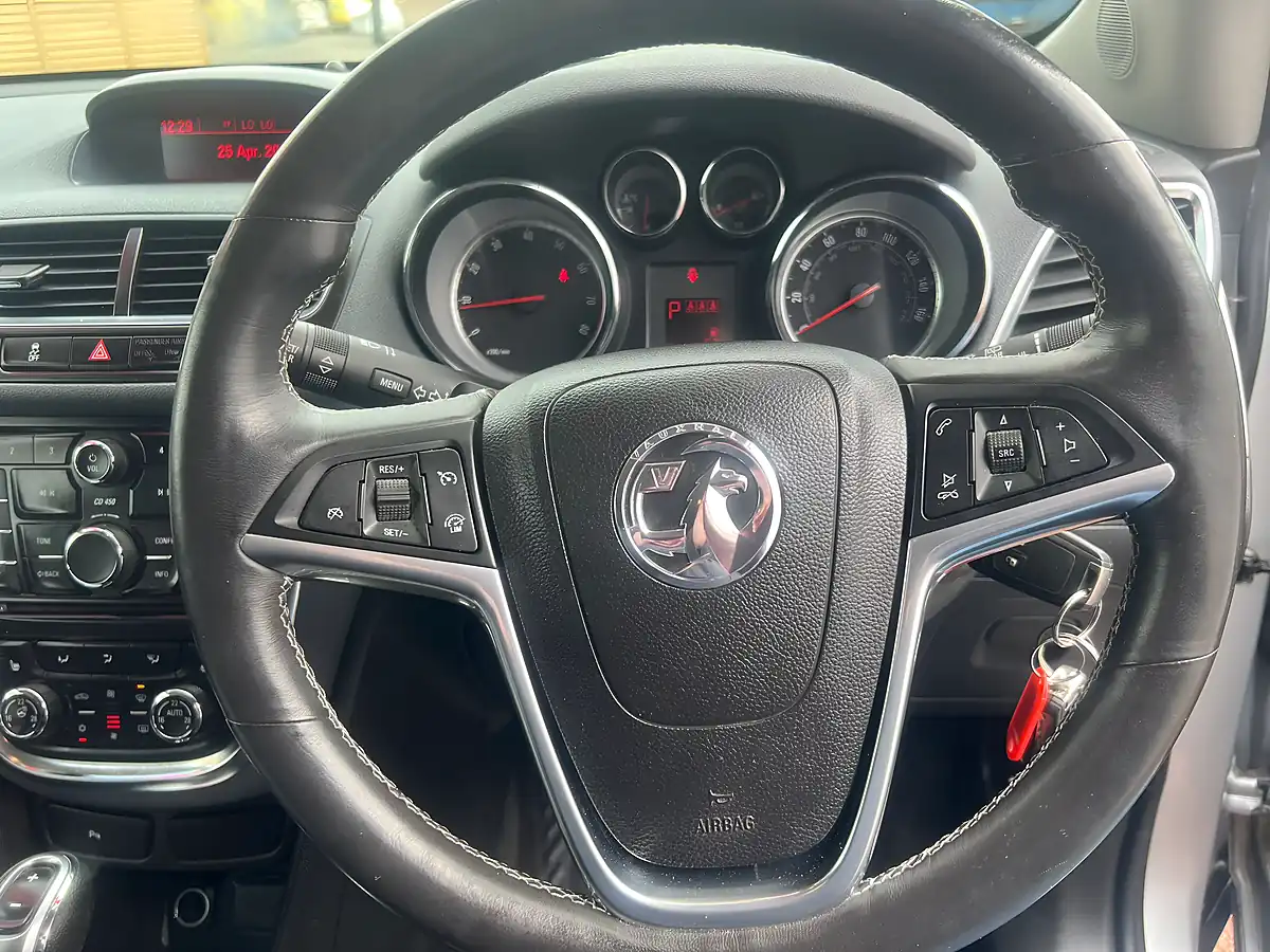 Used 2019 Suzuki Ignis SZ5 Allgrip Blue - Interior and Exterior details 14