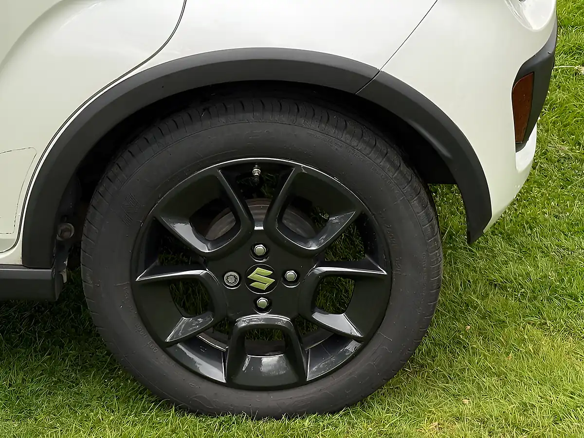 Used 2019 Suzuki Ignis SZ5 White - Interior and Exterior details 11