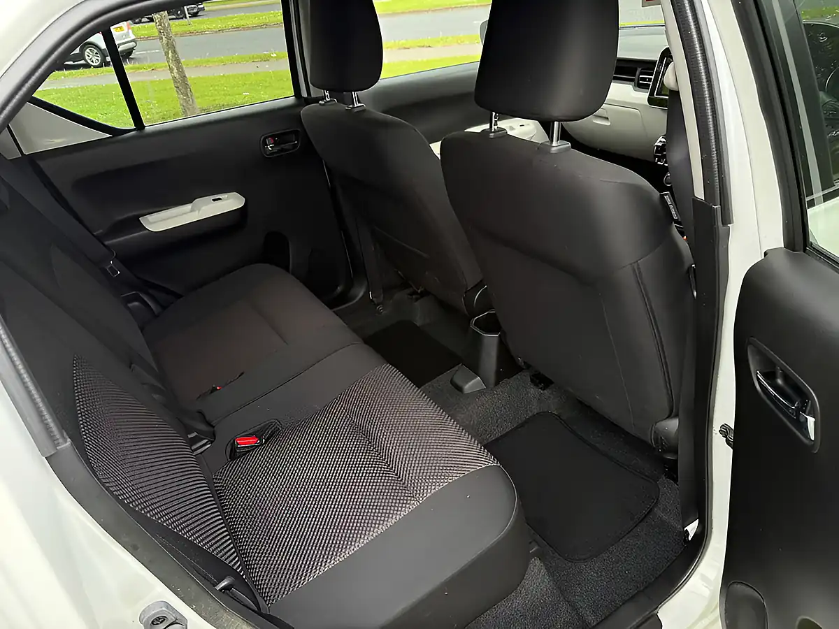 Used 2019 Suzuki Ignis SZ5 White - Interior and Exterior details 14