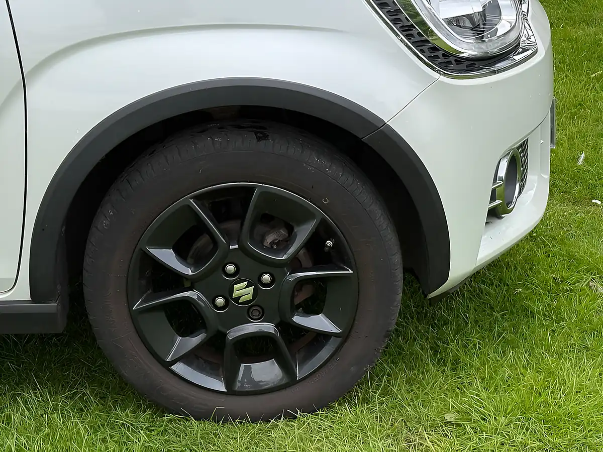 Used 2019 Suzuki Ignis SZ5 White - Interior and Exterior details 9